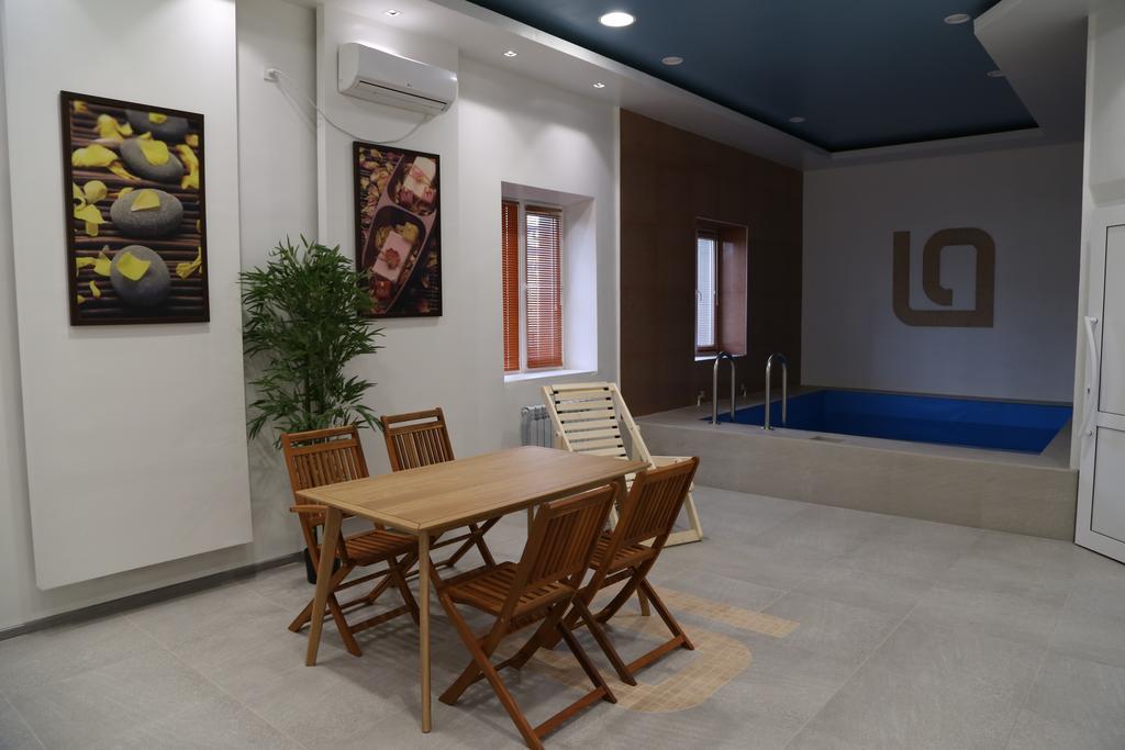 Lacasa Hotel Atyrau Exterior photo